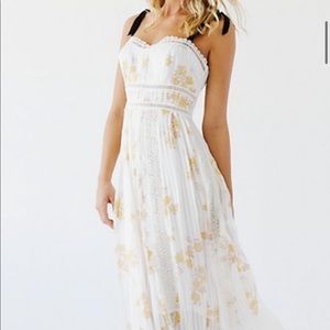 Free People NWT Size 4 Seven Wonders Maxi Dress Ivory NEW